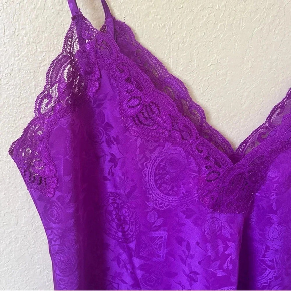 Victoria’s Secret Women’s Slip Dress Purple Size: M Vintage Gold Label. - Picture 4 of 9